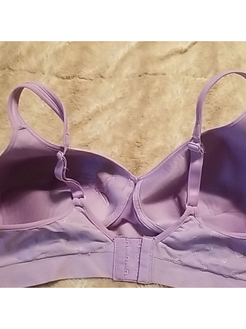 2 Bras - Picture 2 of 4